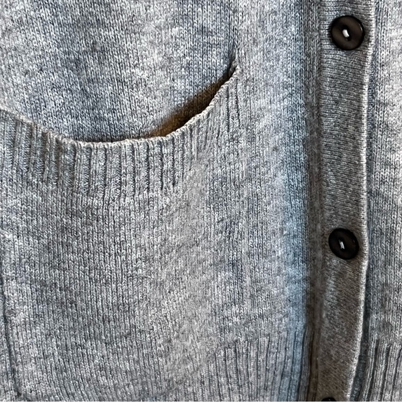 Cashmere Addiction Grey 100% Cashmere Button Up Cardigan - Size M (EUC) - Picture 4 of 9